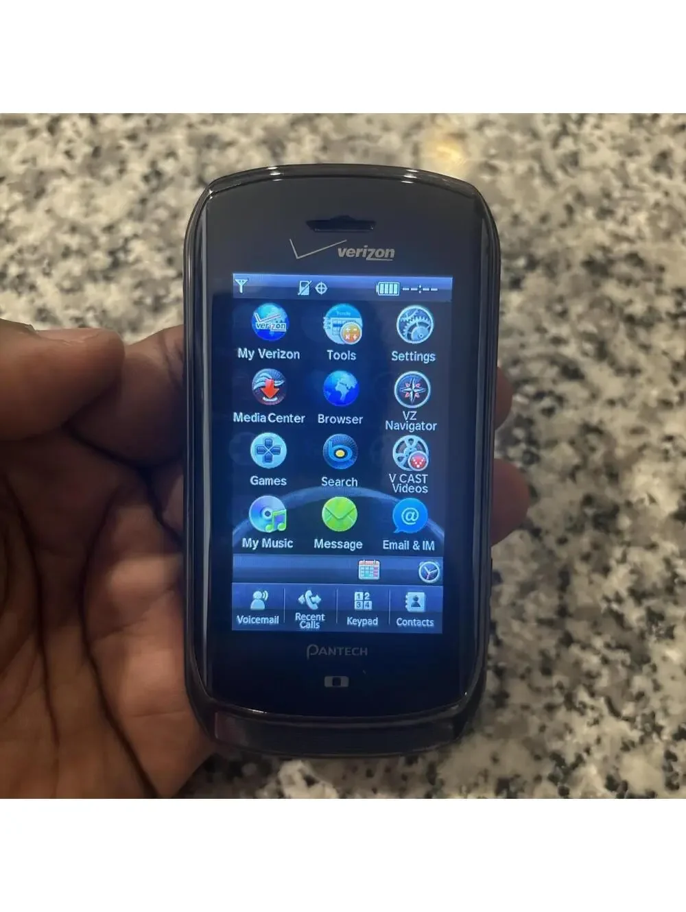 Pantech Verizon Wireless phone Model CDM899VM power on Collectors Item